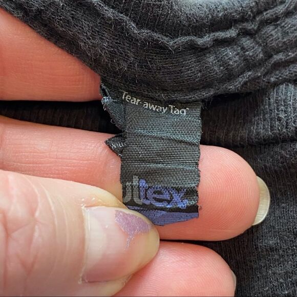 Expressions Of Grumpy Cat Black Graphic T-Shirt - Picture 4 of 8